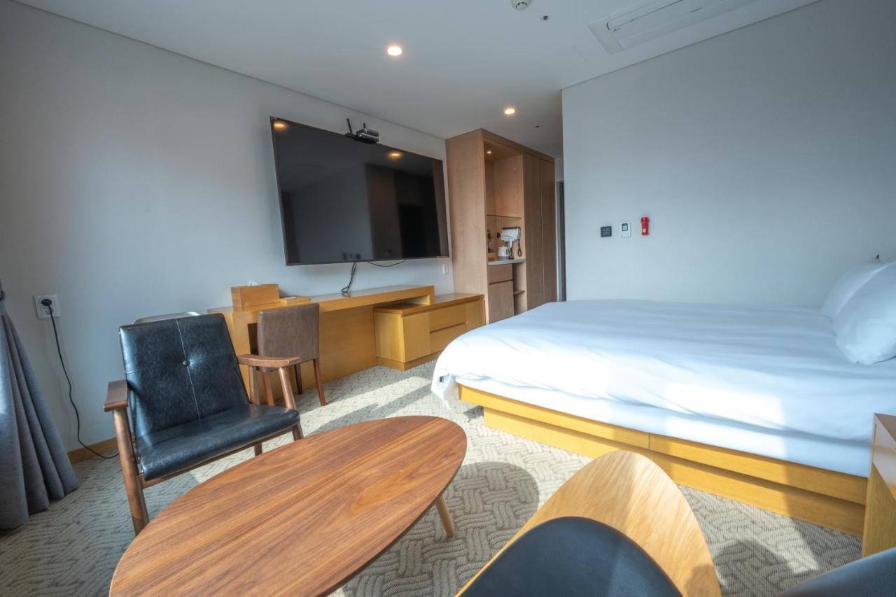 Jongno Lumia Tourist Hotel Seoul Exterior photo